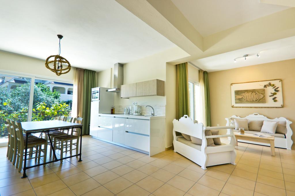 Thassian Villas ลีเมนาส ภายนอก รูปภาพ